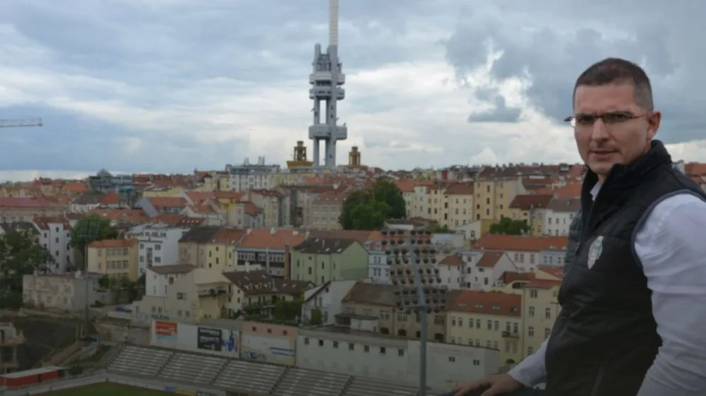 Majitel Viktorie Žižkov Martin Louda nechce stadion do pronájmu, trvá na koupi