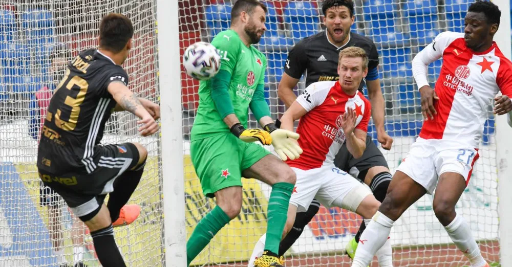 Sparta a Bohemka za tři body. Slavia ostravské prokletí nezlomila