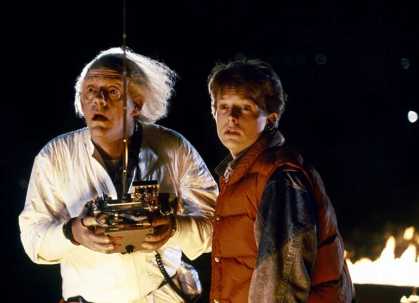 Michael J. Fox, Christopher Lloyd.