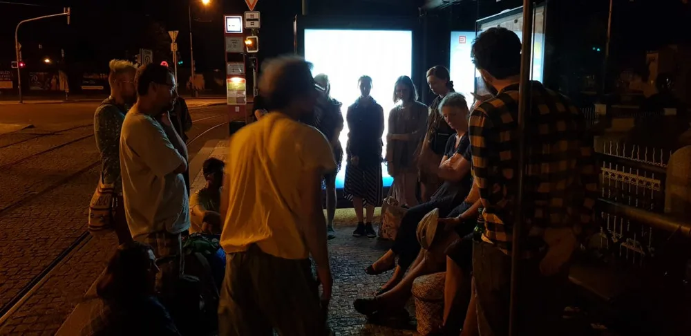 Aktivisté protestují na Hradě, správa část areálu uzavřela.