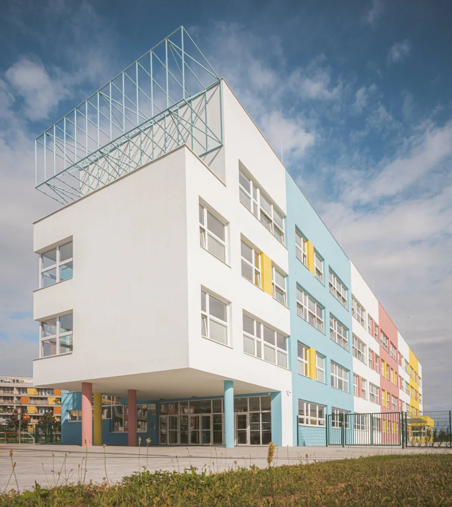 FOTO: Novou školu pro 540 dětí otevřeli na pražském Zličíně. Plánuje se stavba dalších