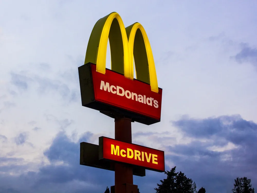 Delší provoz výdejních oken vítají především fastfoody, jiným moc nepomůže
