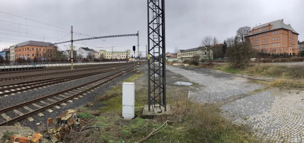 Trať, kde umírali lidé, nyní ohlídají chytré kamery. Soutěž Slepá místa zná vítěze