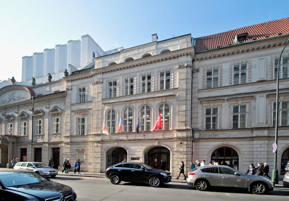 „Boj o Lidový dům “ se odehrál v Praze přesně před sto lety