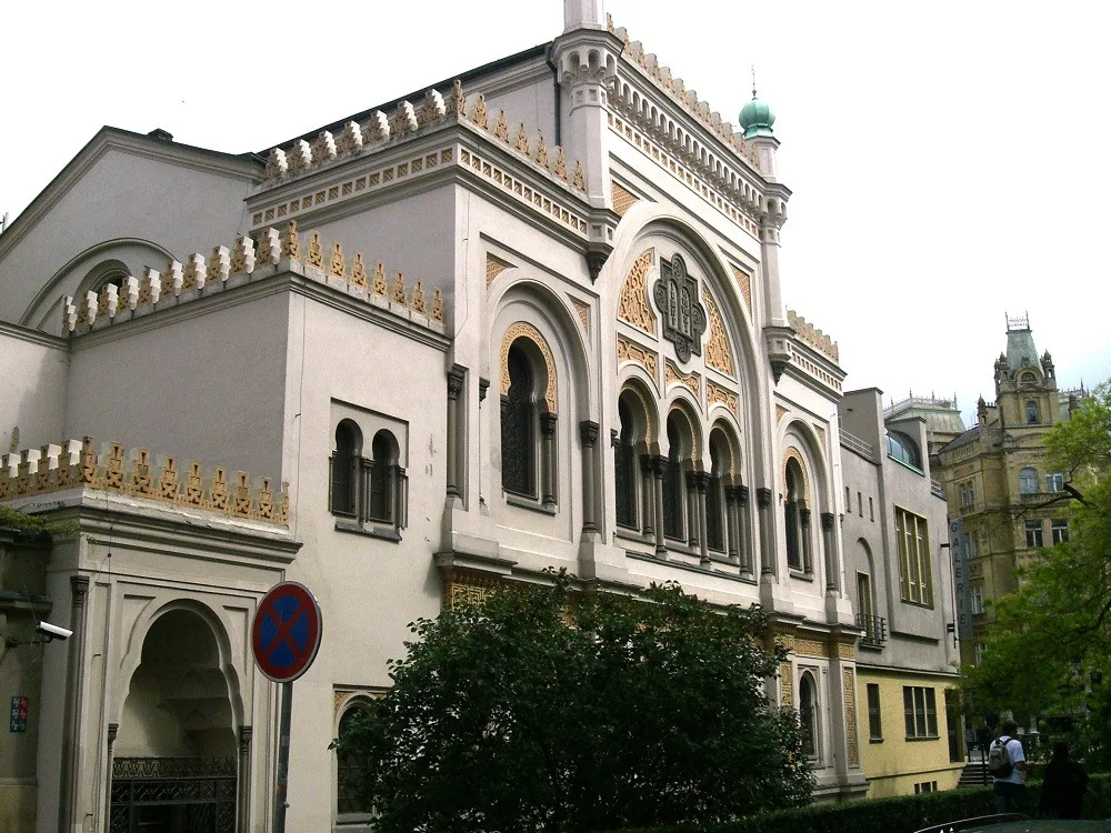 Po roce a půl trvající rekonstrukci se 16. prosince znovu otevře Španělská synagoga v Praze