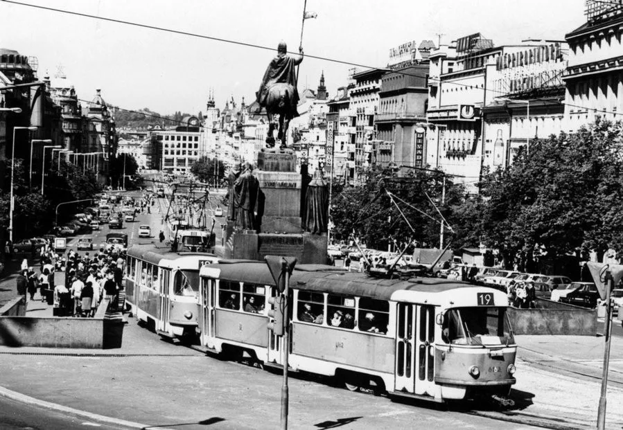 Od poslední tramvaje, která projela přes Václavské náměstí, uběhlo už čtyřicet let