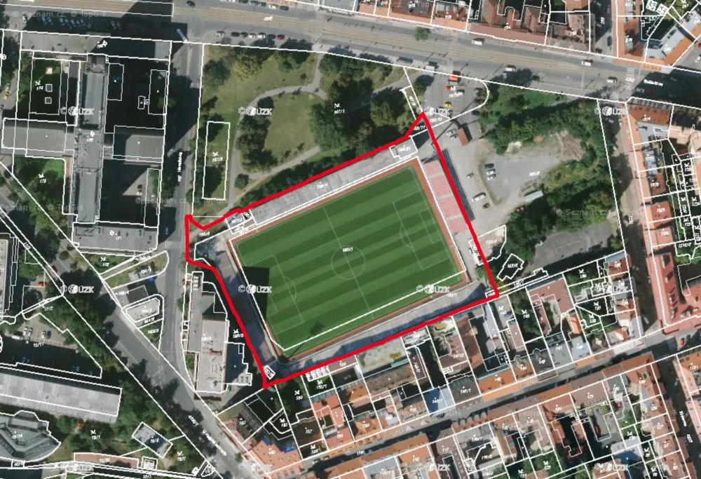 Radnice Prahy 3 neodsouhlasila prodej stadionu Viktorie Žižkov. Bojí se, že Viktorka nezůstane na Žižkově