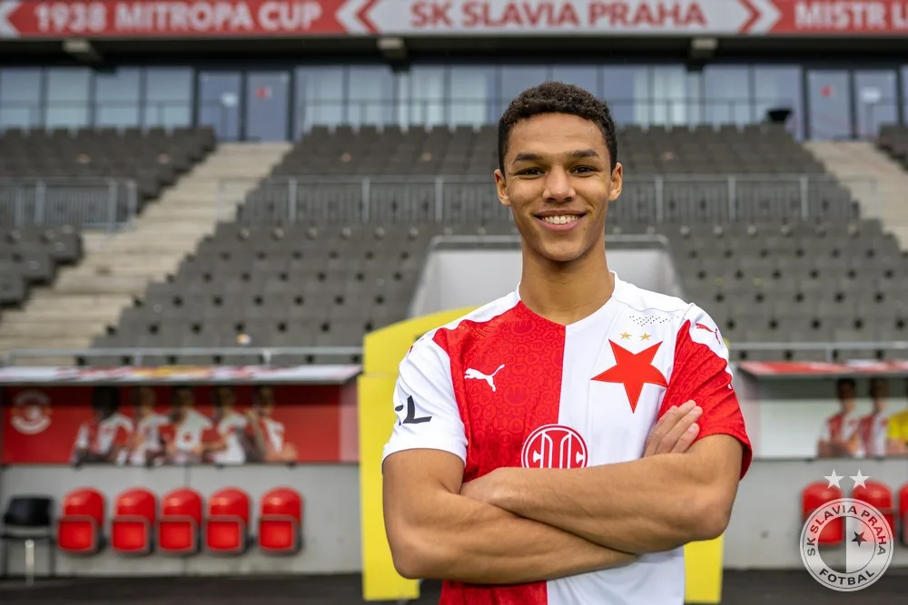 Slavia má náhradu za Coufala. Z Dánska přichází třiadvacetiletý Bah
