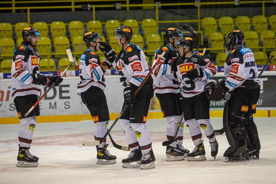 Sparta vyhrála v Litvínově 5:3 a drží se v čele extraligy