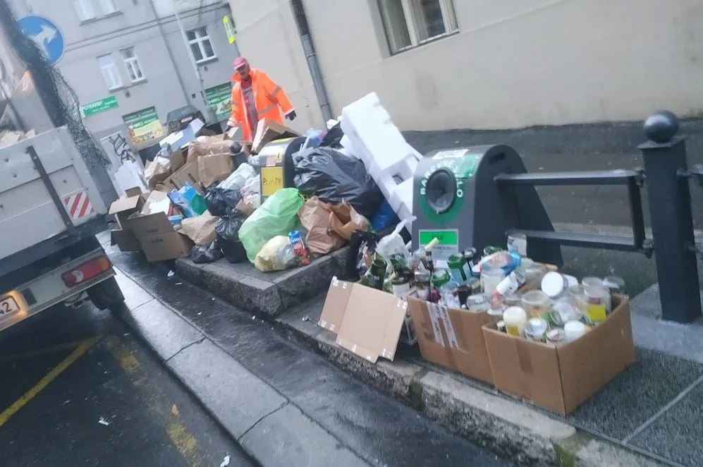FOTO: V některých lokalitách Prahy 3 se bude odpad vyvážet nově třikrát denně
