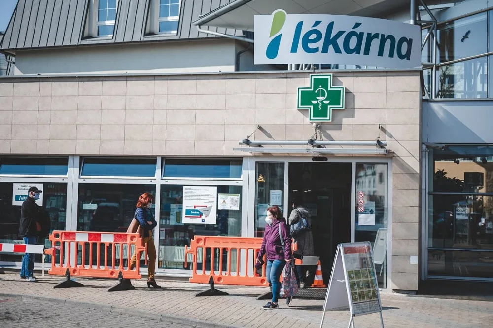 Rekordní zájem o respirátory. Lidé reagovali na slova Andreje Babiše