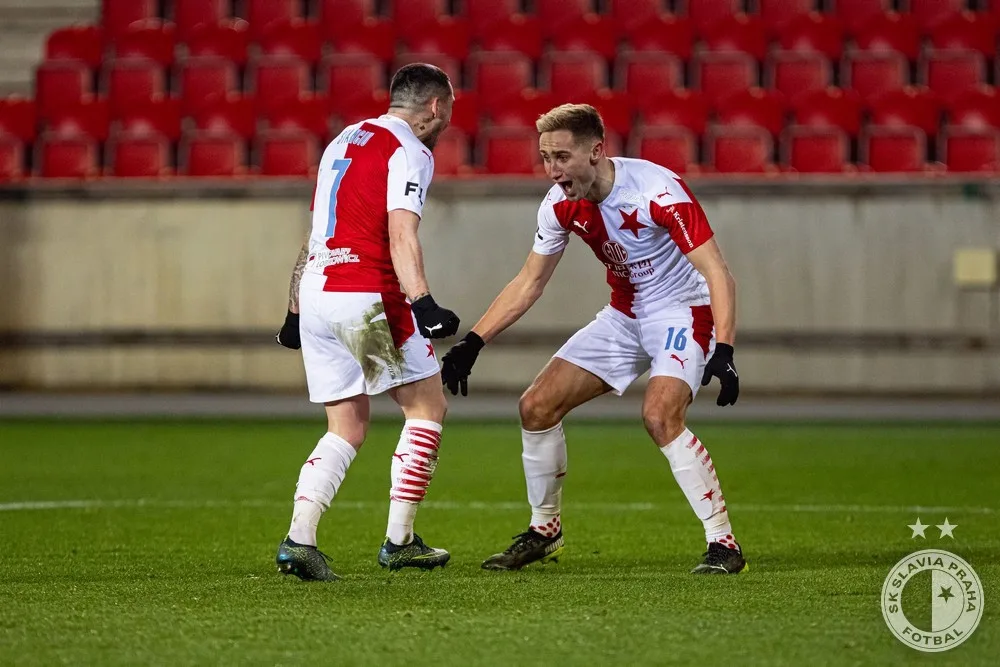 Slavia porazila Jablonec 3:0 a ligu vede o 12 bodů. Kuchta dal sedmý gól jara