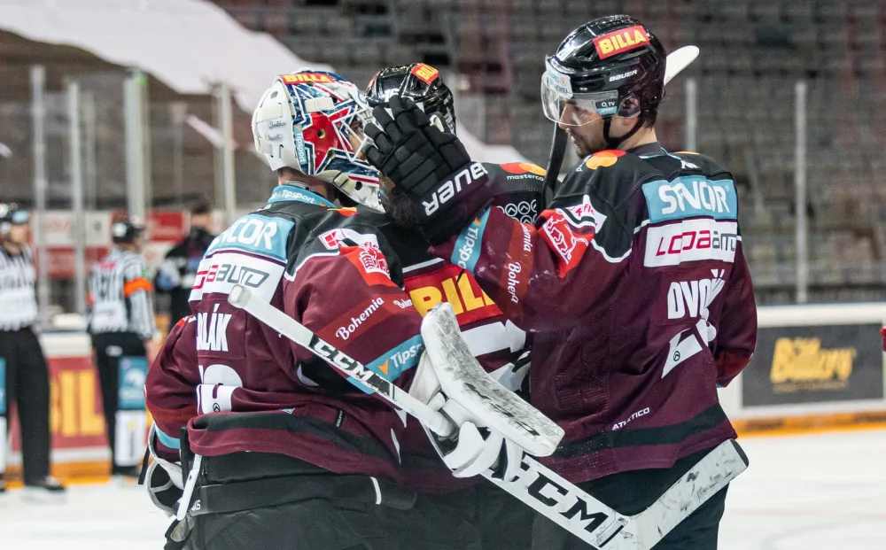 Salák v nájezdech vynuloval Pardubice. Sparta vyhrála 5:4
