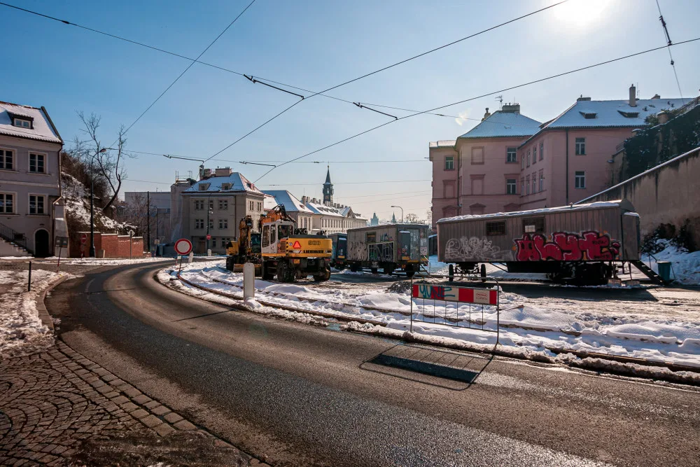 Trať Chotkovy sady - Malostranská právě prochází náročnou opravou
