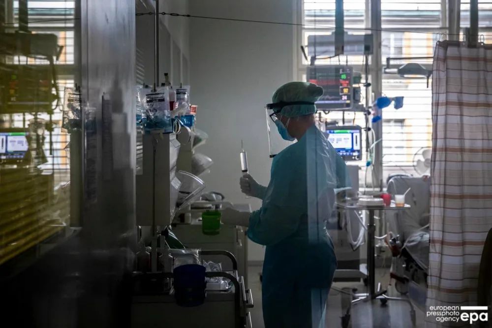 Do Thomayerovy nemocnice dorazil bamlanivimab. Lék proti koronaviru od firmy Eli Lilly