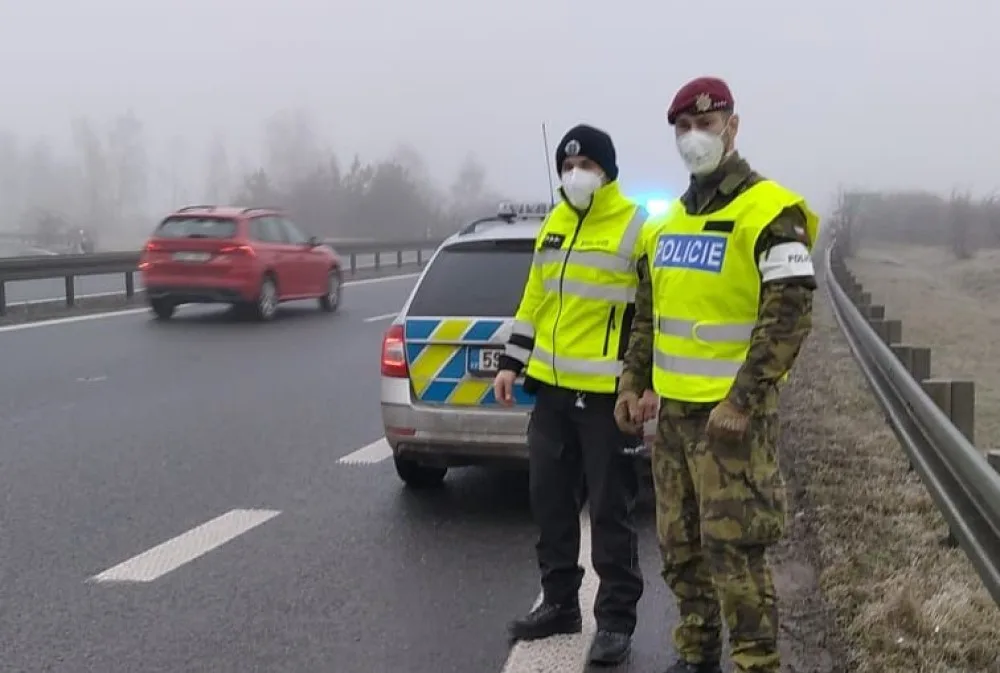 Od středy už nebudeme benevolentní, hlásí policie a zpřísňuje kontroly