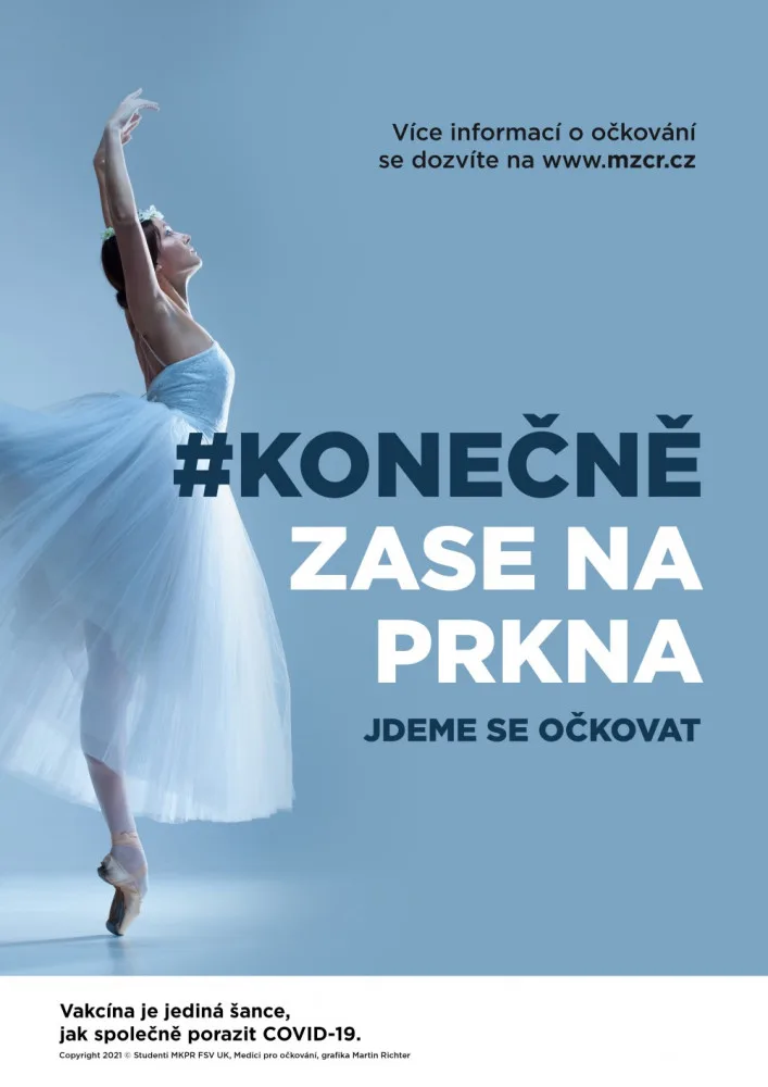 (K)očkujte se, vyzývají studenti Univerzity Karlovy, kteří nabízejí zdarma vlastní návrh kampaně pro očkování