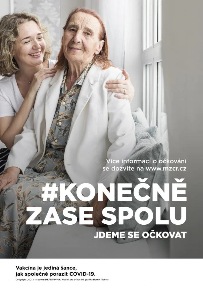 (K)očkujte se, vyzývají studenti Univerzity Karlovy, kteří nabízejí zdarma vlastní návrh kampaně pro očkování