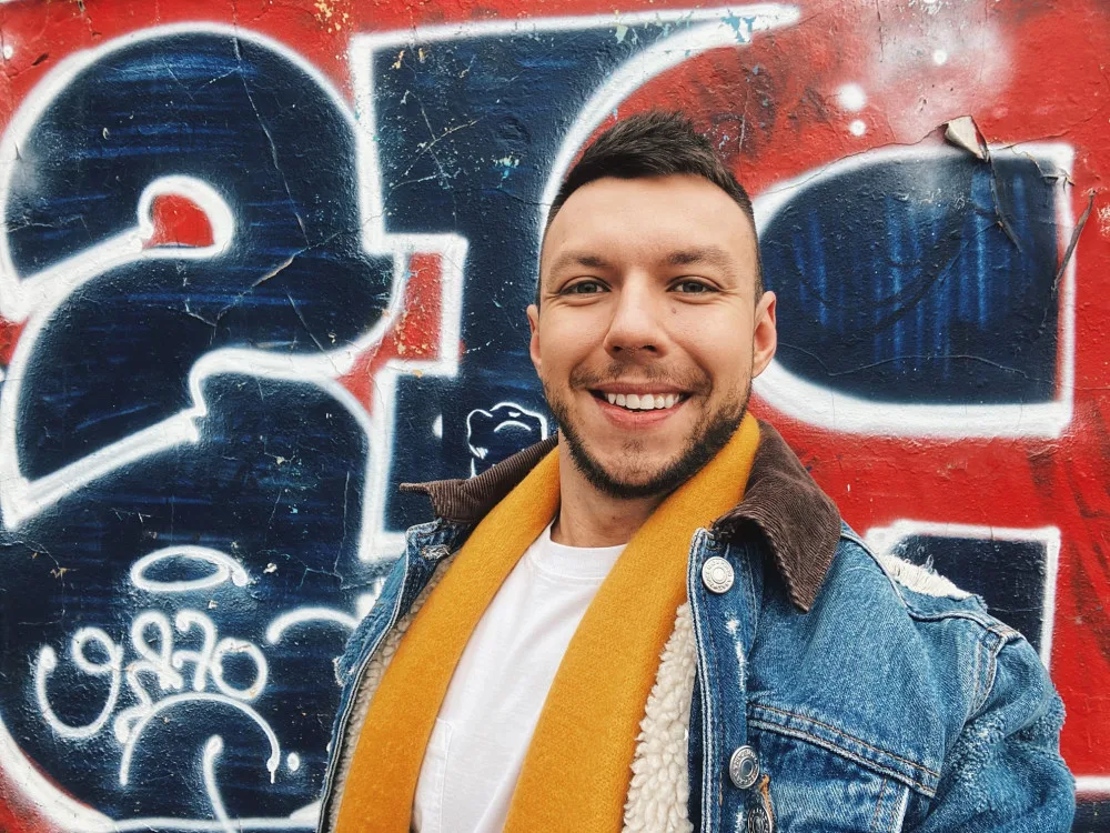 Nejoblíbenější učitel Česka je z Prahy. Zlatého Ámose získal Tomáš Pírek