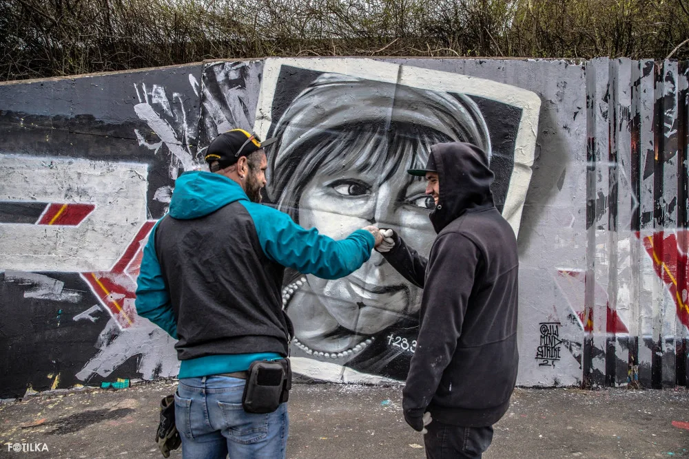 MuralArt vznikl jako vzpomínka na Hanu Hegerovou v pražských Hlubočepích