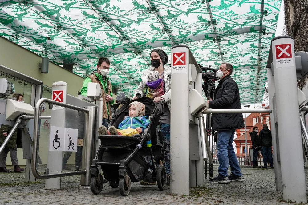 Do zoo přišlo od pondělí přes 8000 návštěvníků, do botanické zahrady zavítalo 2000 lidí