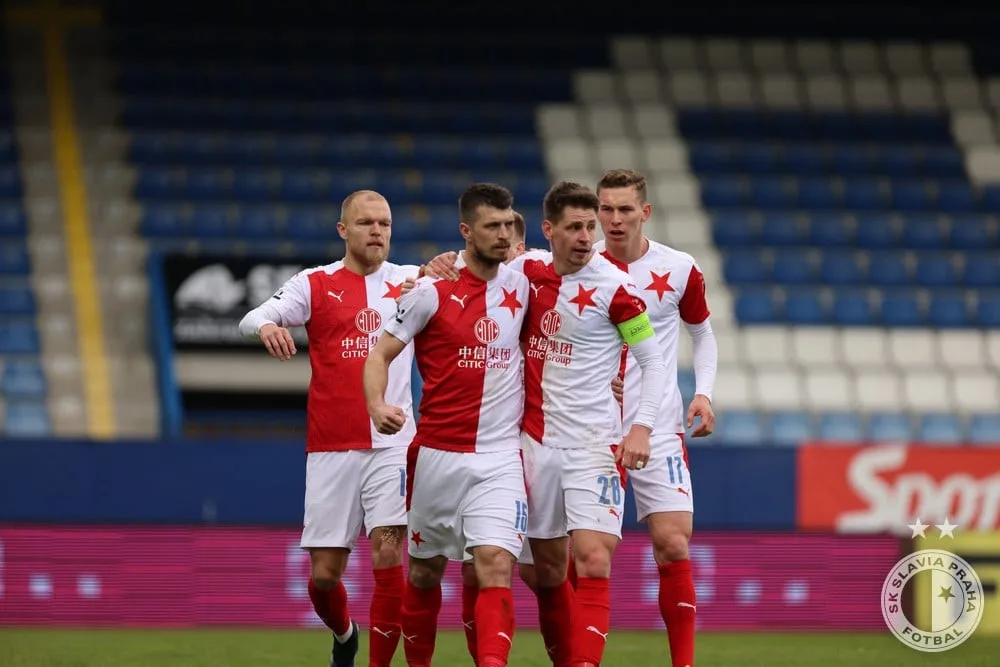 Slavia zvítězila v Liberci. Pražané mají titul prakticky jistý