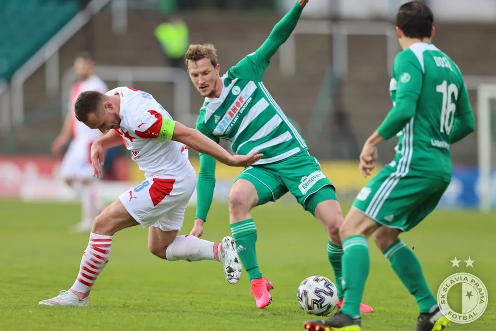 Slavia si v malém pražském derby zajistila titul! Sešívaní porazili Bohemku 1:0