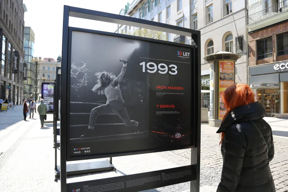Jackson, Bowie nebo Stouni. V Praze probíhá výstava fotek z těch nejlepších akcí v Česku
