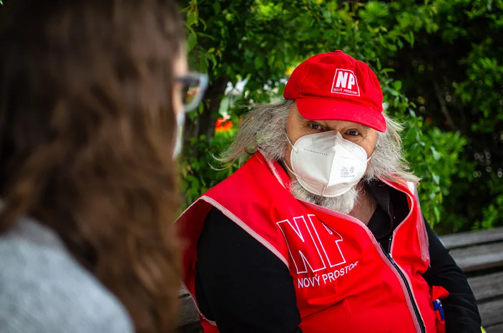 (NE)OBYČEJNÍ: Jsem optimista, takže mě hned tak něco neporazí, říká prodejce Nového Prostoru Bohoušek
