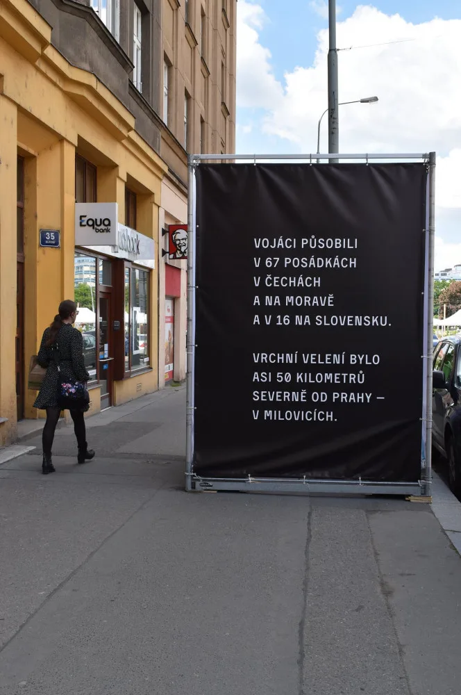 Venkovní výstava v Praze 6 připomíná odchod posledních sovětských vojáků z Československa