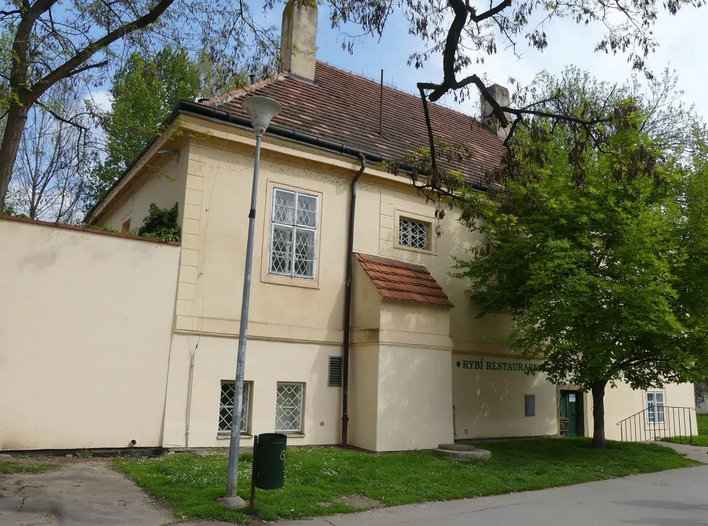 V létě se otevře skautské centrum na Kampě přezdívané rybářský domeček
