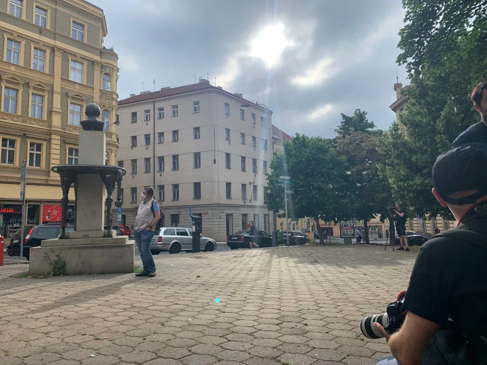 V Praze měl proběhnout protest za Roma, který zemřel po zákroku policie. Nikdo nepřišel