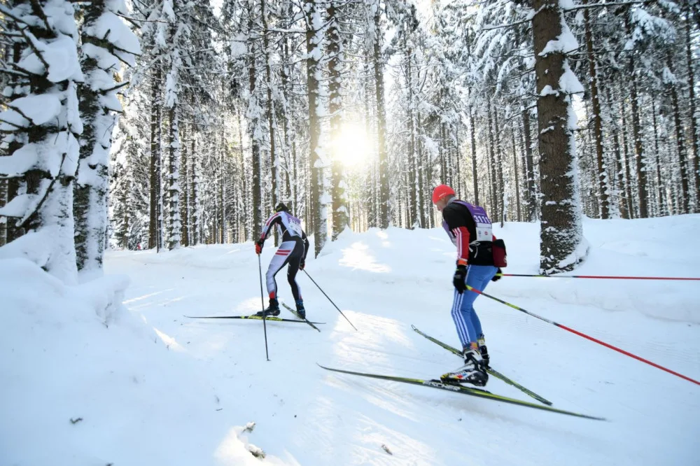 Zchlaďte se trochu v horkém létě. Registrace na ČEZ SkiTour 2022 jsou spuštěny