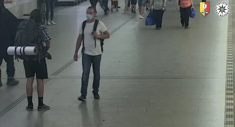 V Holešovicích došlo ke znásilnění. Policisté pátrají po důležitém svědkovi