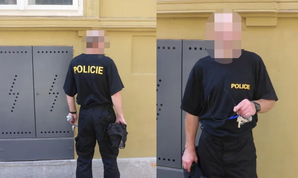 Opilý falešný policista v Praze. Rád se převléká do uniformy, aby měl zdarma MHD