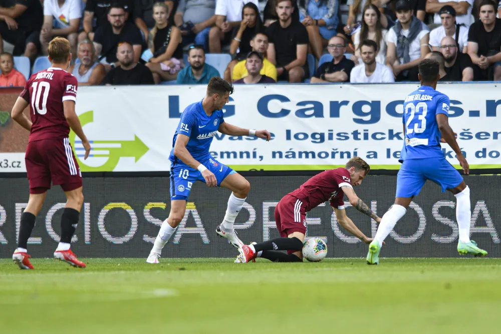 Sparta zvítězila v Liberci 5:0 a přichystala Slovanu nejvyšší domácí prohru