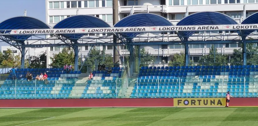 Fanoušky Slavie naštvalo drahé vstupné v Boleslavi. Sektor zůstal hostí prázdný, sešívaní vyhráli