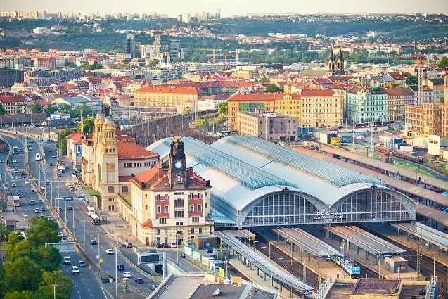Rekonstrukce zastřešení haly žst. Praha hl. n.