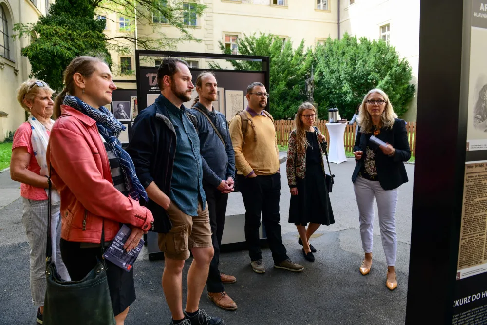 Městský archiv oslavuje 170 let od svého založení venkovní výstavou