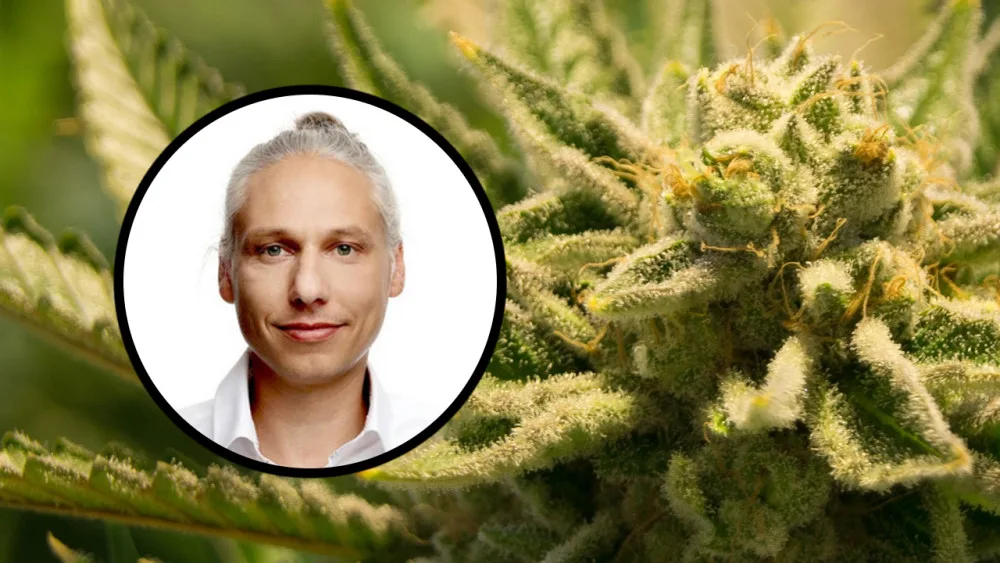 Jít sedět kvůli psaní o konopí, to zavání starými pořádky, říká šéfredaktor Legalizace a zastupitel Prahy 2
