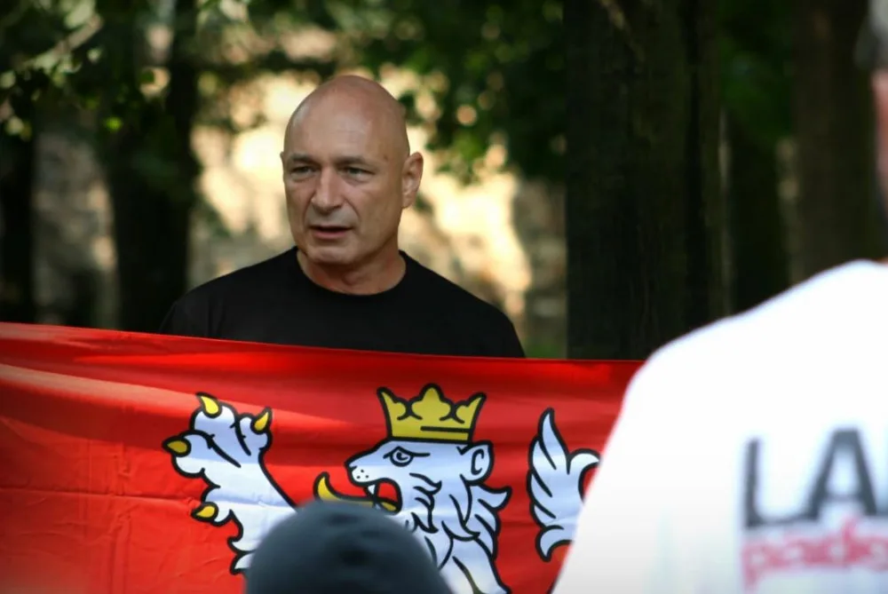 Praha odsoudila Landovu iniciativu Zlatý špendlík za blokování práce hygieniků