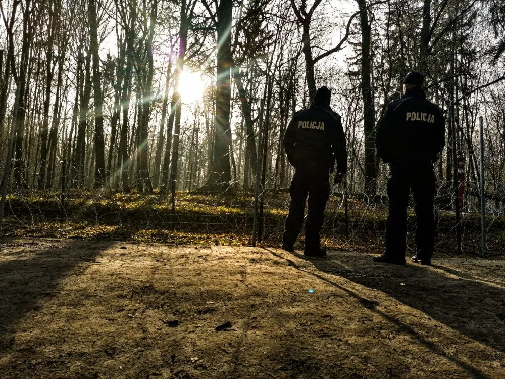 Vyšlete na polsko-běloruskou hranici české policisty, vyzývají vládu poslanci za ODS