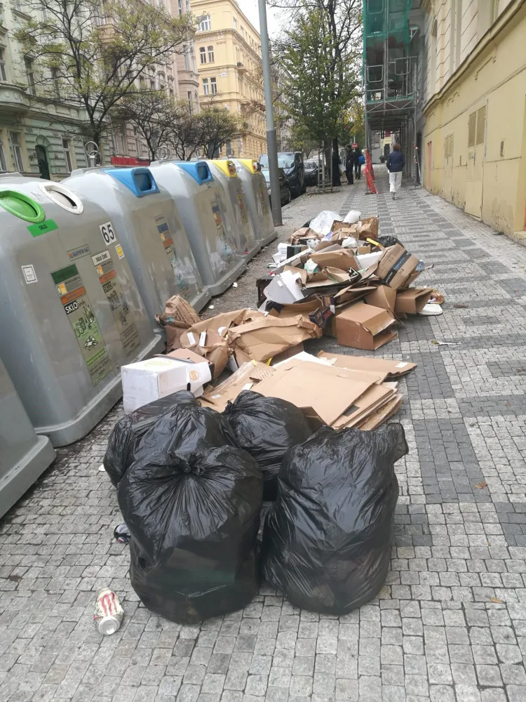Praha se utápí v odpadcích, hlásá ODS. Jsou to hloupé výkřiky opozice, říká Hlubuček