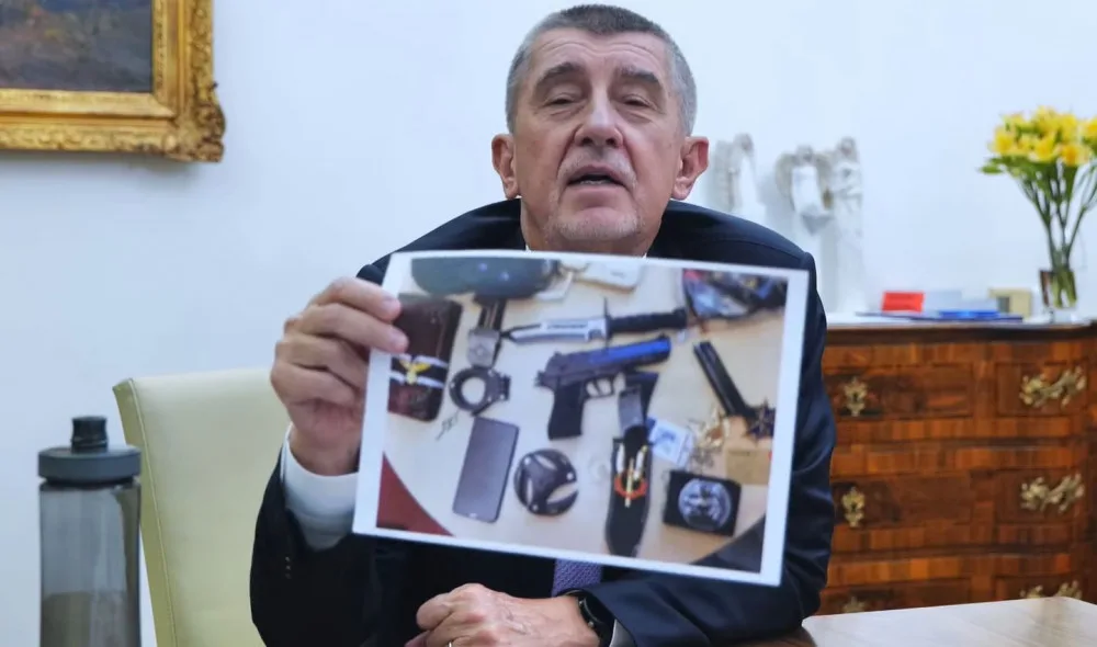 Na Babiše chtěl zaútočit ozbrojený muž. Měl u sebe pistoli a nůž