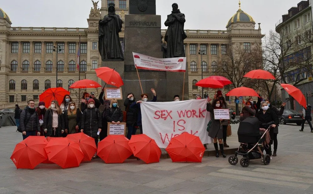 V pátek je Mezinárodní den proti násilí na ženách a mužích pracujících v sexbyznysu
