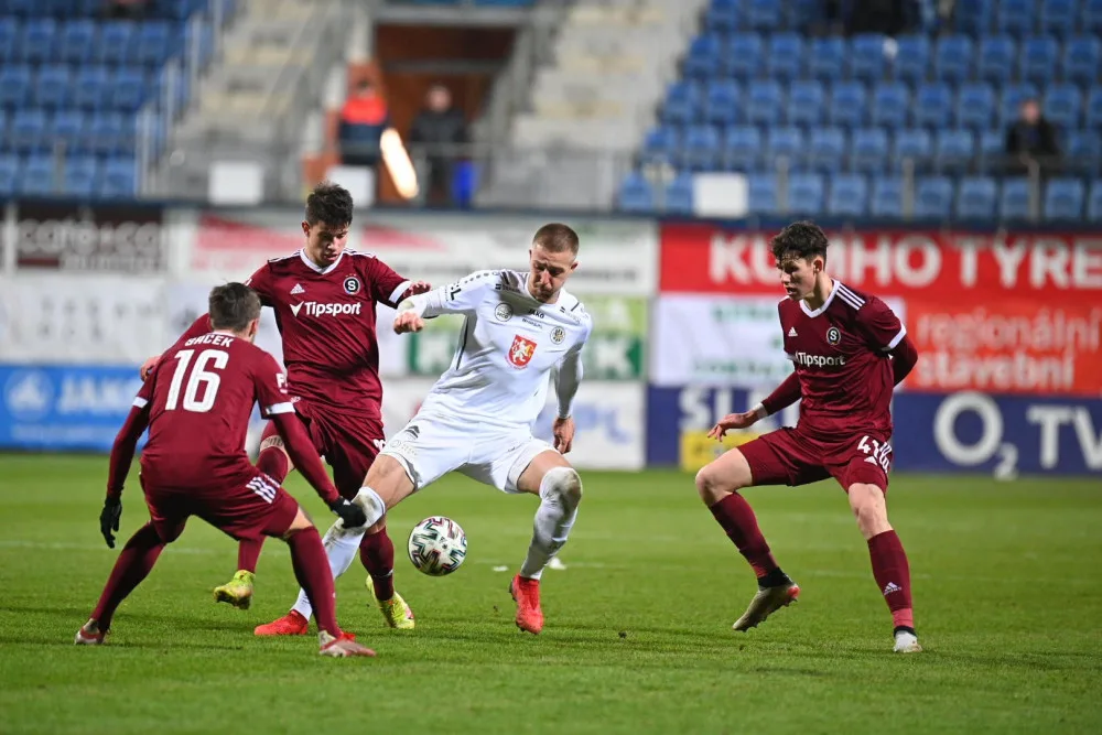 Sparta porazila Hradec Králové 1:0 a přezimuje na třetím místě