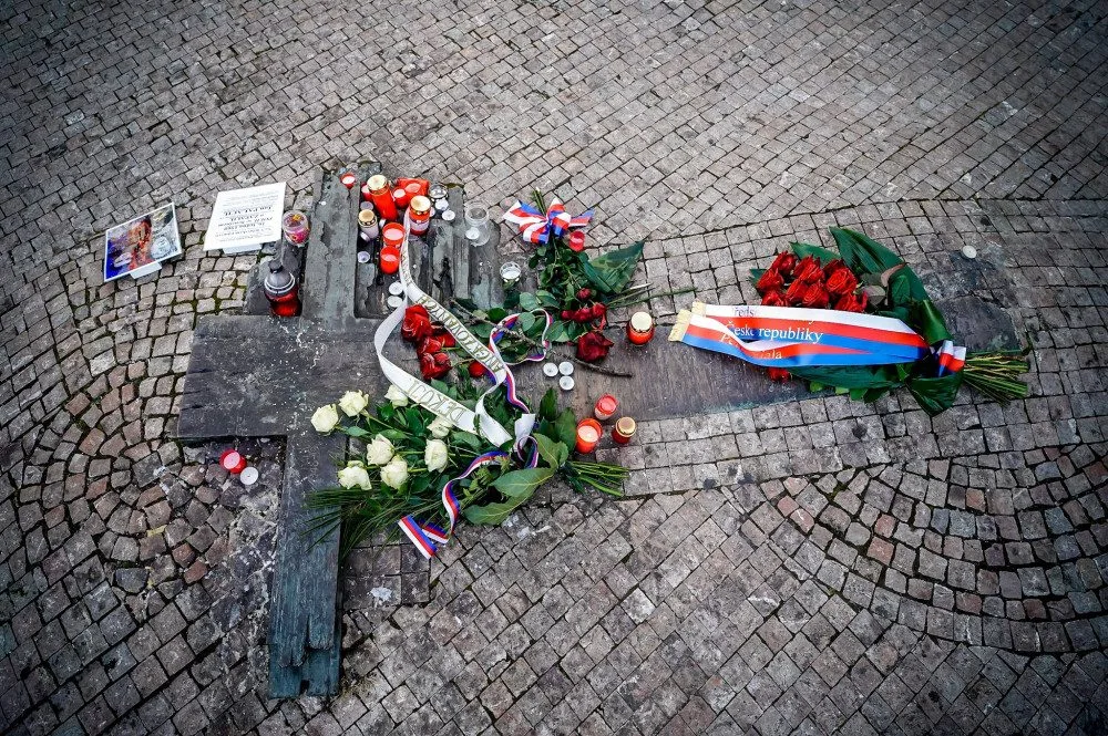 Před 53 lety se na Václavském náměstí zapálil Jan Palach. Dnes si jeho čin připomínají politici