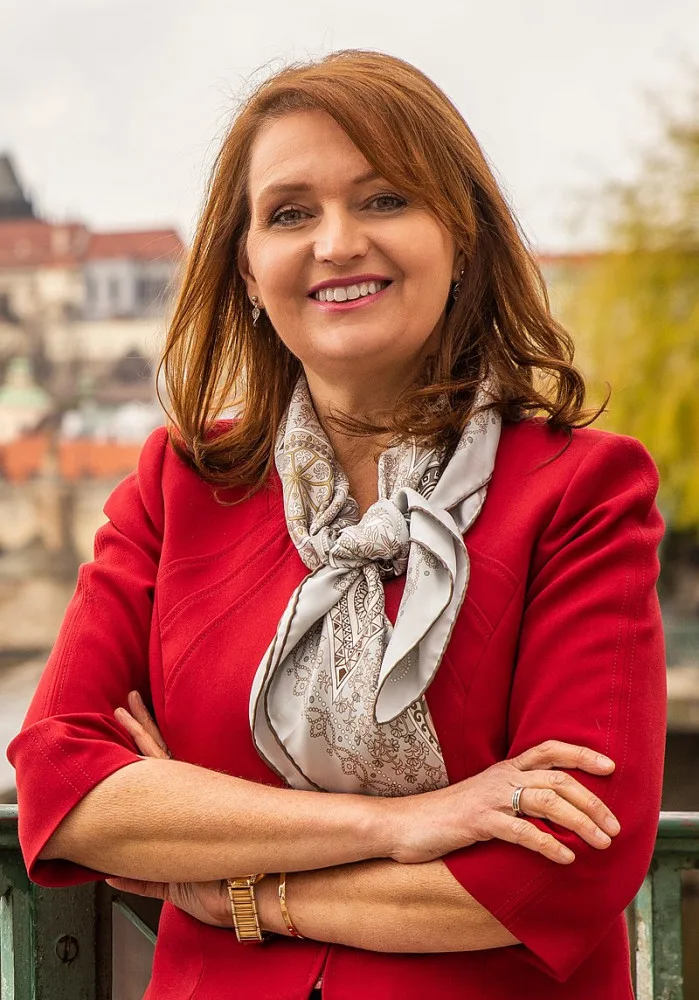 Úspěšná lékařka Milena Králíčková se stala historicky první ženou v čele Univerzity Karlovy