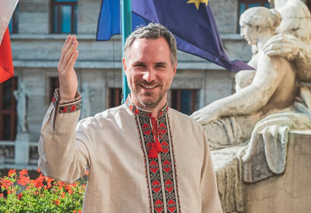 Hřib jede na Ukrajinu. Ať si nehraje na diplomata, zní z opozice