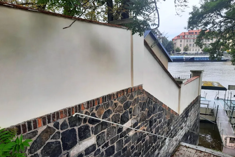Aplikace Bez graffiti funguje už půl roku. Lidé nahlašují místa posprejovaná vandaly